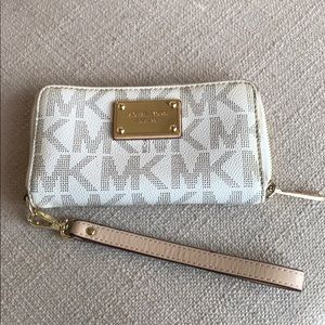 Michael Kors wallet